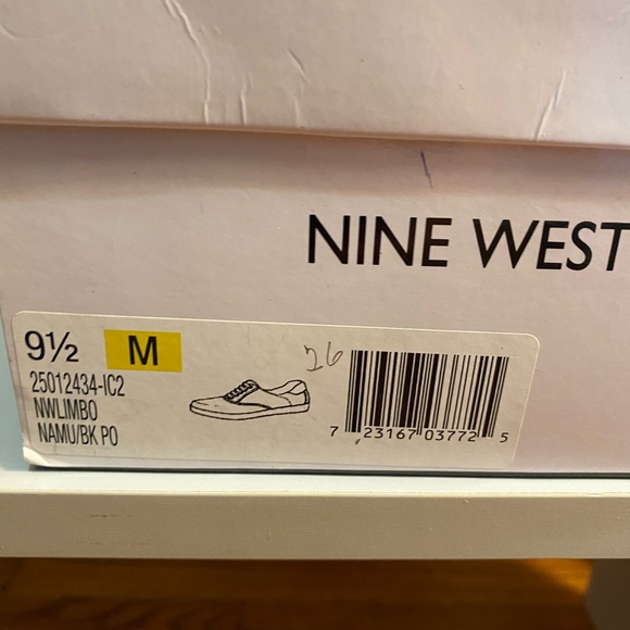 NINE WEST 9 1/2 SNEAKERS - leopard print - Picture 8 of 8